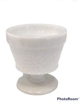 🦄 Vintage Milk Glass Parfait Cup